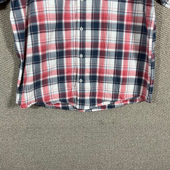 Columbia Shirt Mens Size XXL Red Gray Plaid Short Sleeves Regular Fit Button Up - Picture 3 of 10
